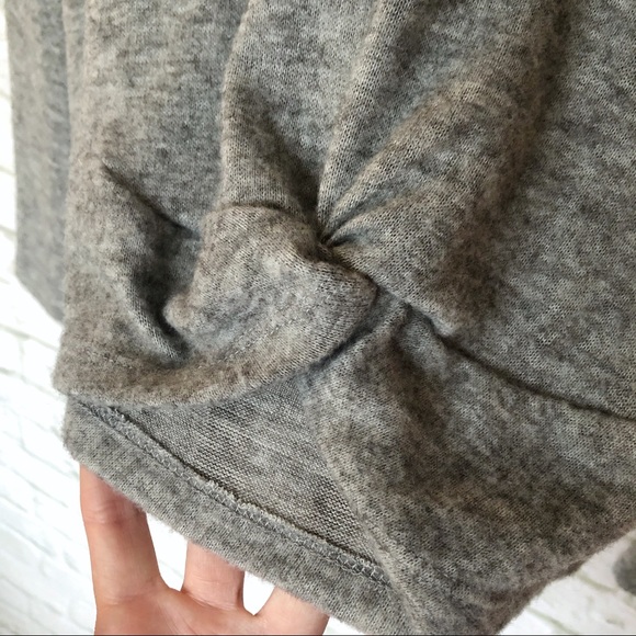 NWT Design Lab twist-front cropped sweater - size Large - Picture 5 of 13